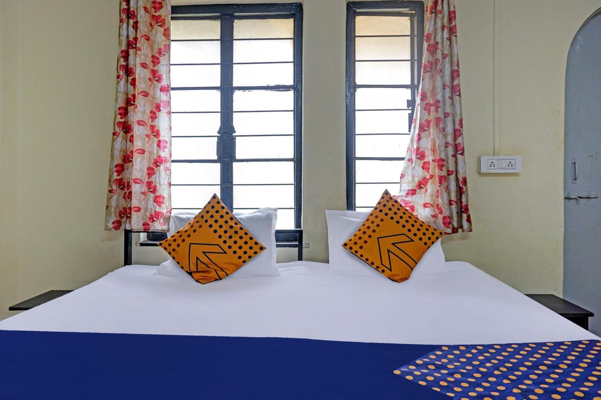 Spot On Hotel Prakash Residency, Near Hanuman Gym Ajmera Colony, Pimpri Екстериор снимка