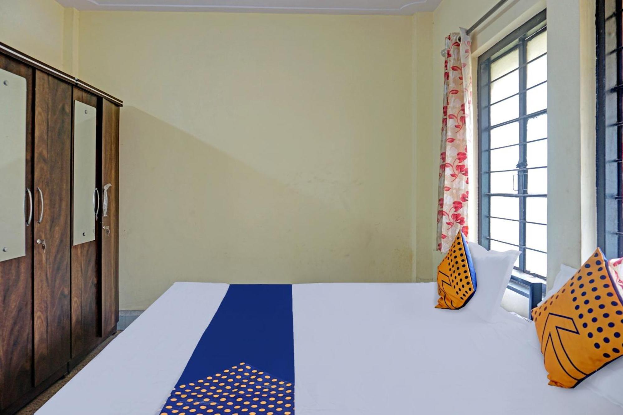 Spot On Hotel Prakash Residency, Near Hanuman Gym Ajmera Colony, Pimpri Екстериор снимка