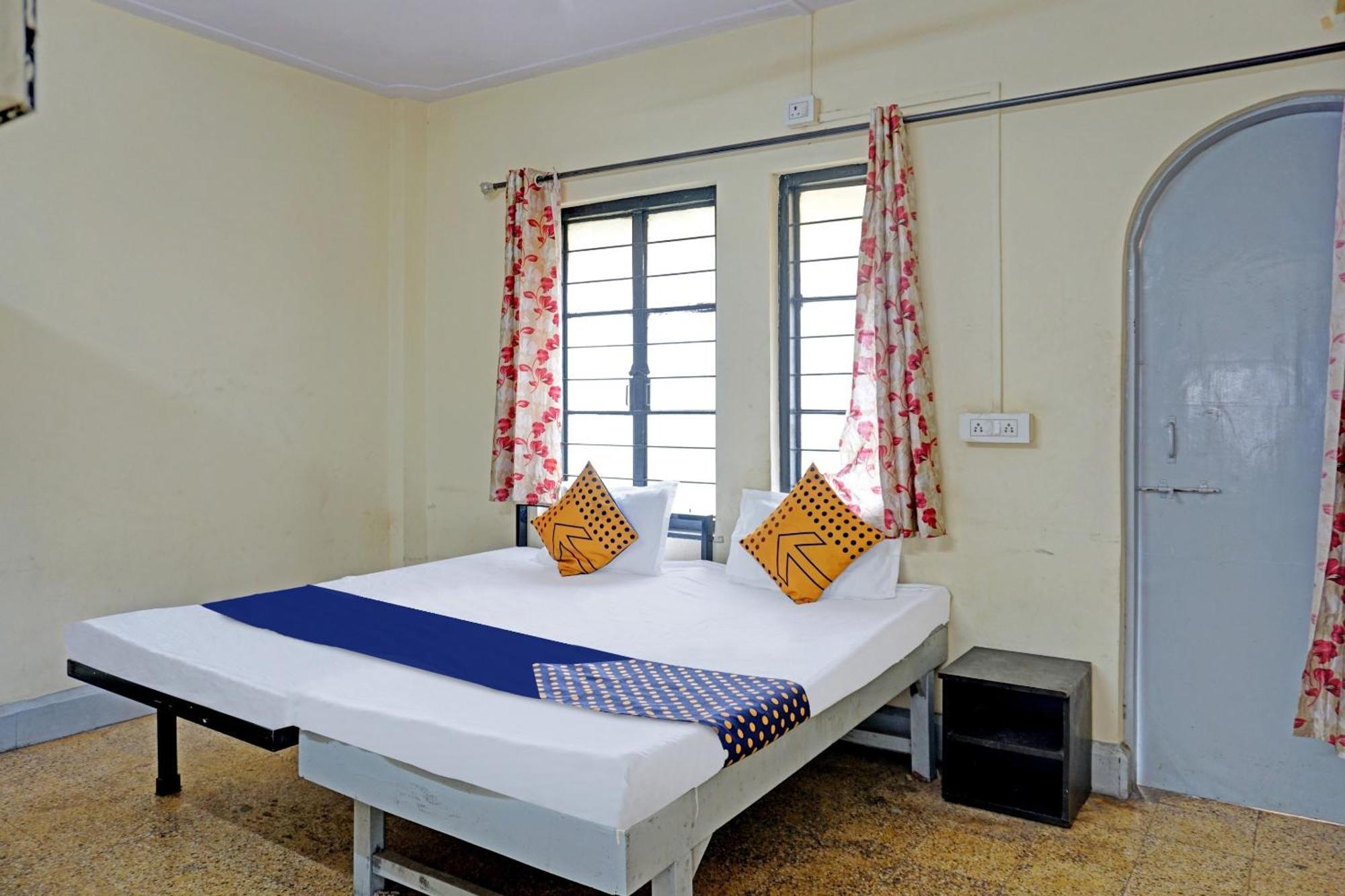 Spot On Hotel Prakash Residency, Near Hanuman Gym Ajmera Colony, Pimpri Екстериор снимка